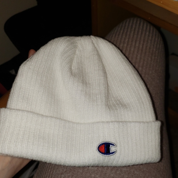 champion white beanie